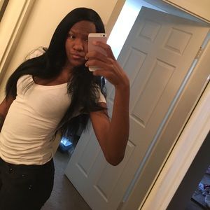 Meet your Posher, Maya